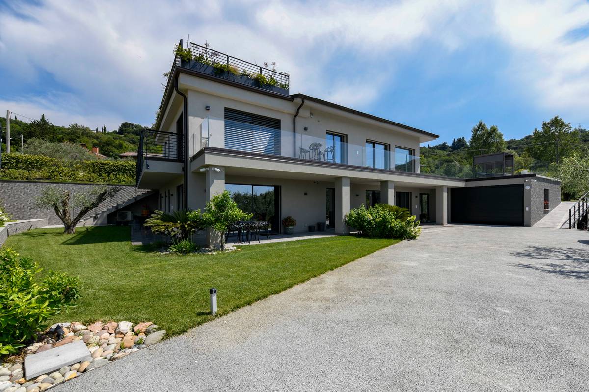 Außenbereich der Villa Casara in Costermano am Gardasee